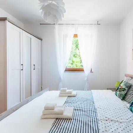 Downtown Dorian And Nadia Apartmán *