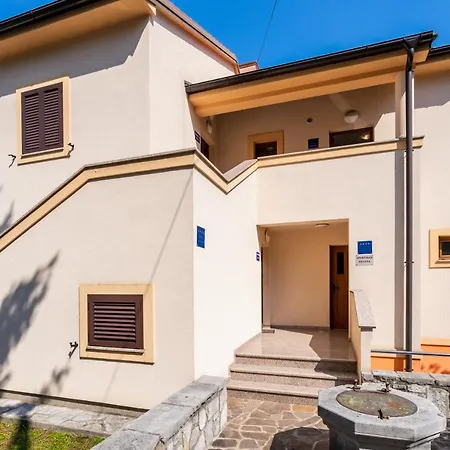 Downtown Dorian And Nadia Апартаменти *