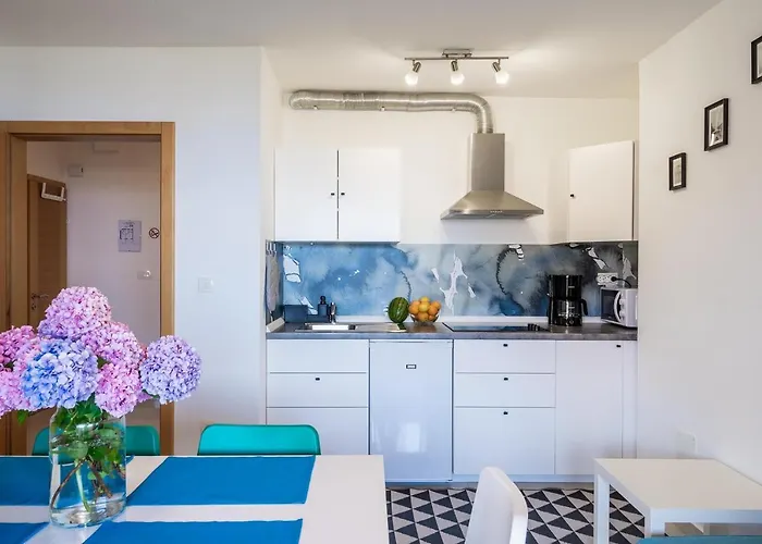 Downtown Dorian And Nadia * Opatija