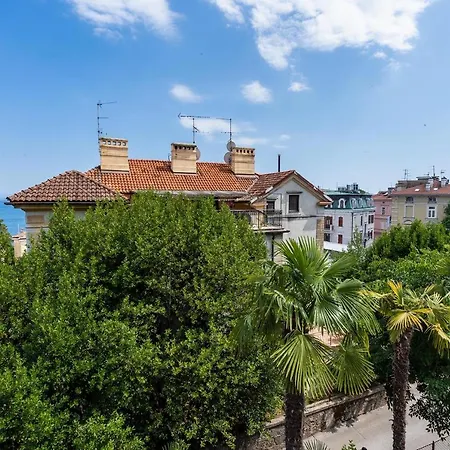 Downtown Dorian And Nadia Apartment *