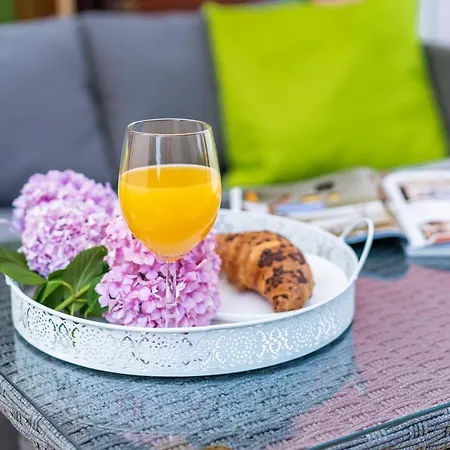 Apartment Downtown Dorian And Nadia *