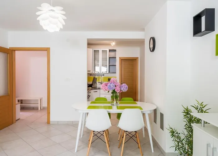 Downtown Dorian And Nadia Apartament Opatija