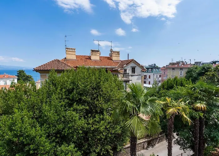 Downtown Dorian And Nadia Apartament *