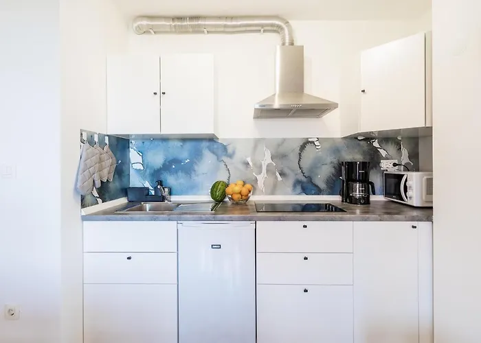 Downtown Dorian And Nadia * Opatija