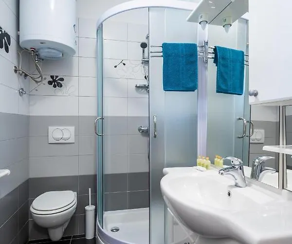 Downtown Dorian And Nadia