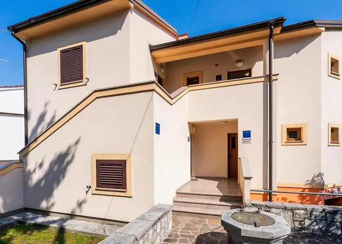 Downtown Dorian And Nadia Apartament *