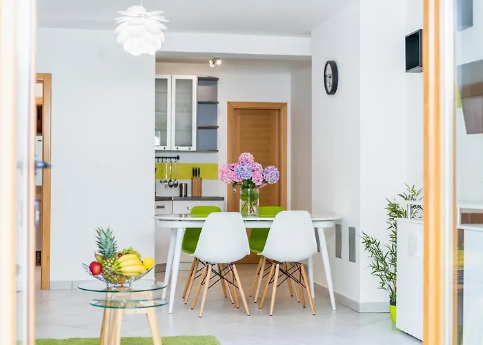 Downtown Dorian And Nadia Appartement